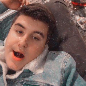 Meet your Posher, Logan